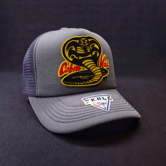 Pack Jockey Cobra Kai Gris + Lente Vulcano Black Polarizado