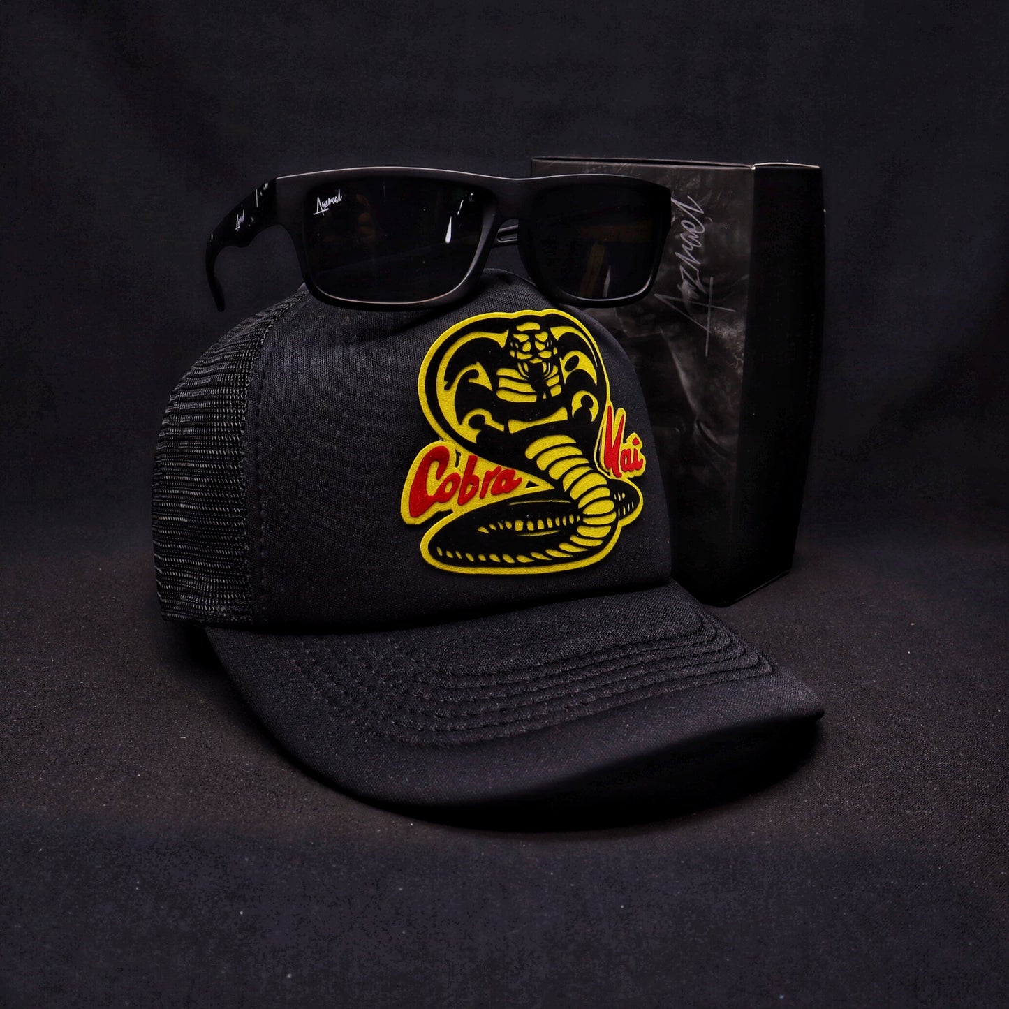 Pack Jockey Cobra Kai Negro + Lente Furias Black Polarizado