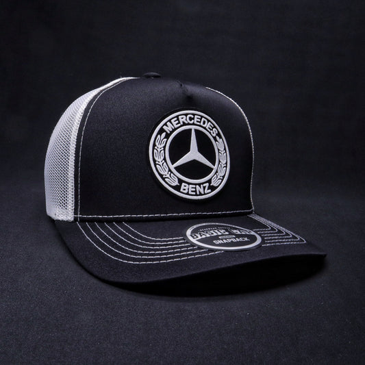 Pack | 1 Jockey Mercedes Benz + 2 Gorros de Invierno