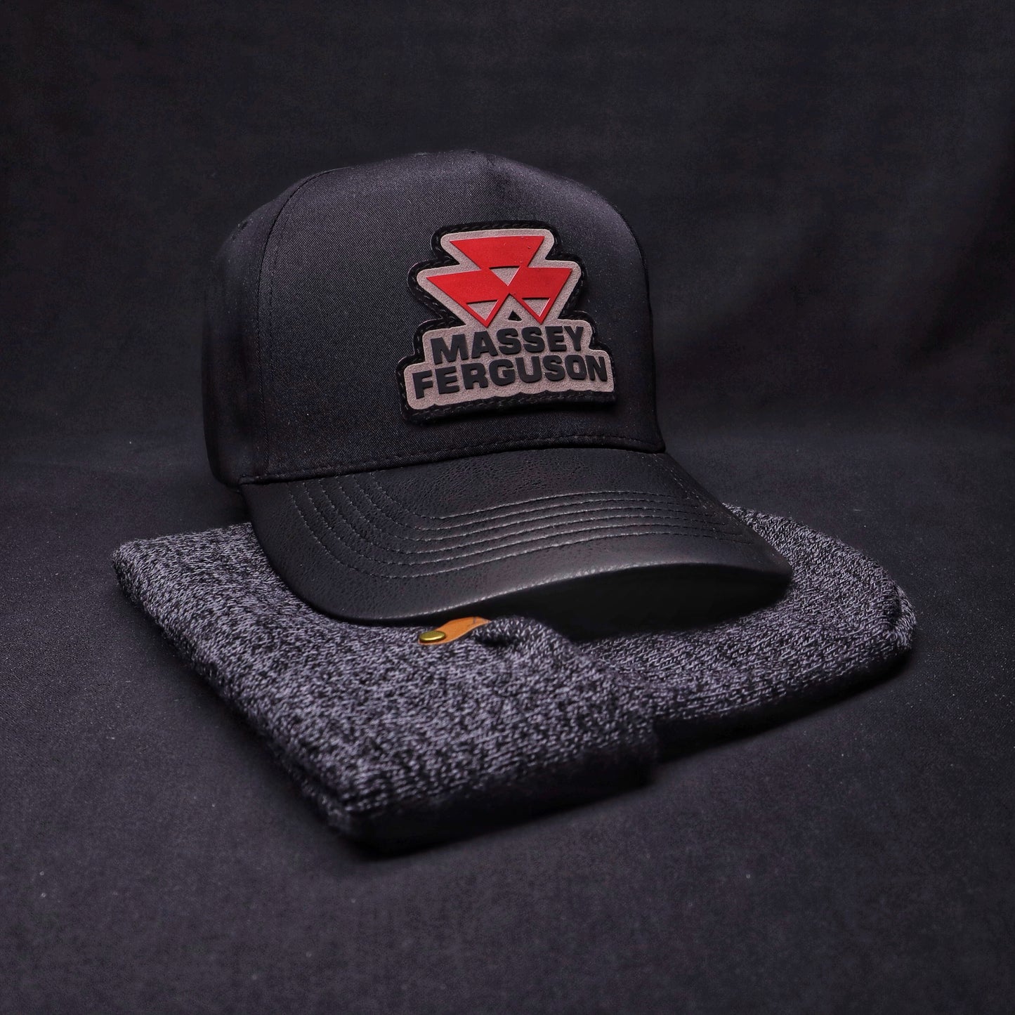 Pack Jockey Massey Ferguson Negro + Gorro Invierno Gris Oscuro Jaspeado