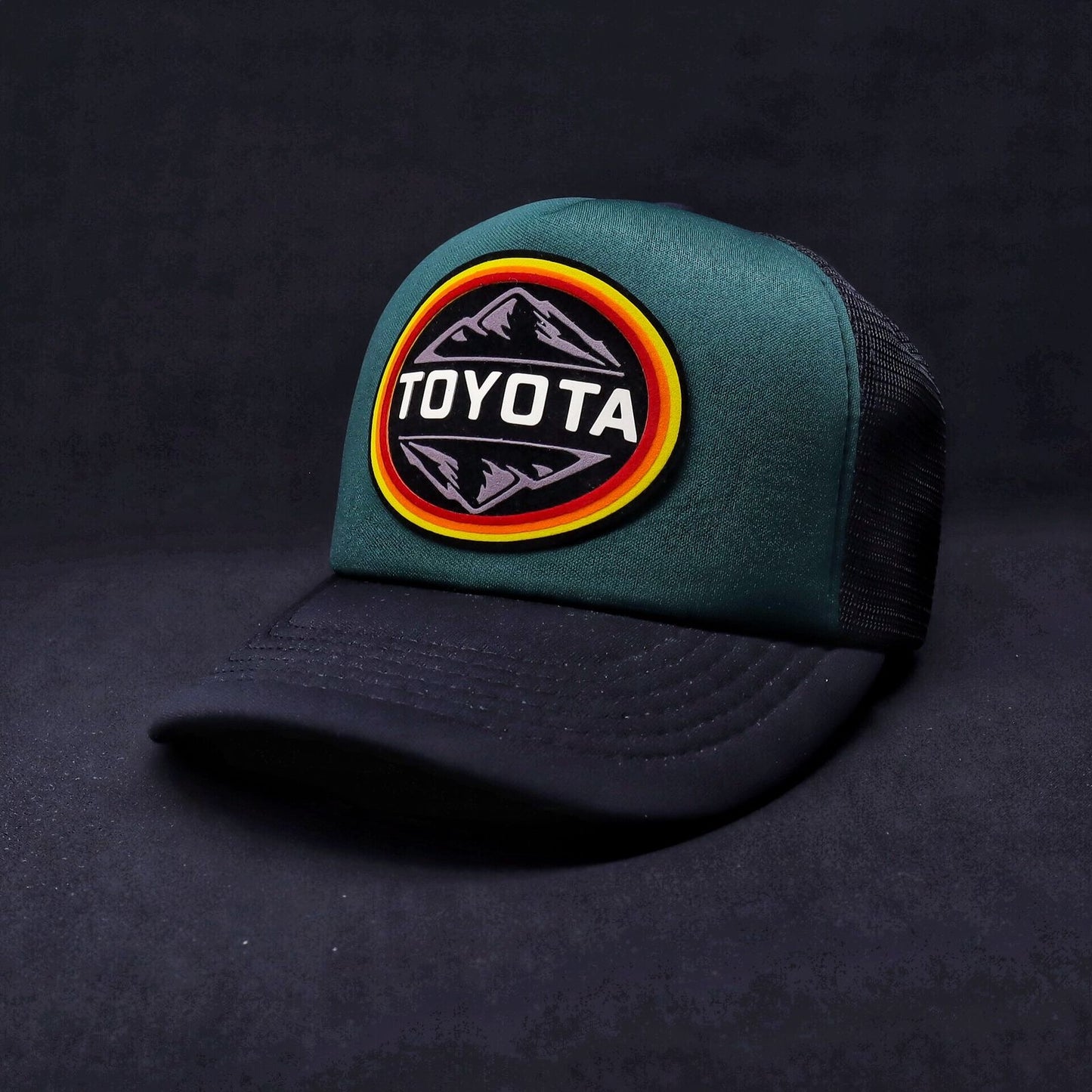 Pack | Jockey Toyota Verde-Negro + 2 Gorros de Invierno