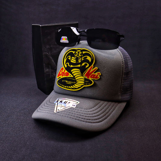 Pack Jockey Cobra Kai Gris + Lente Vulcano Black Polarizado